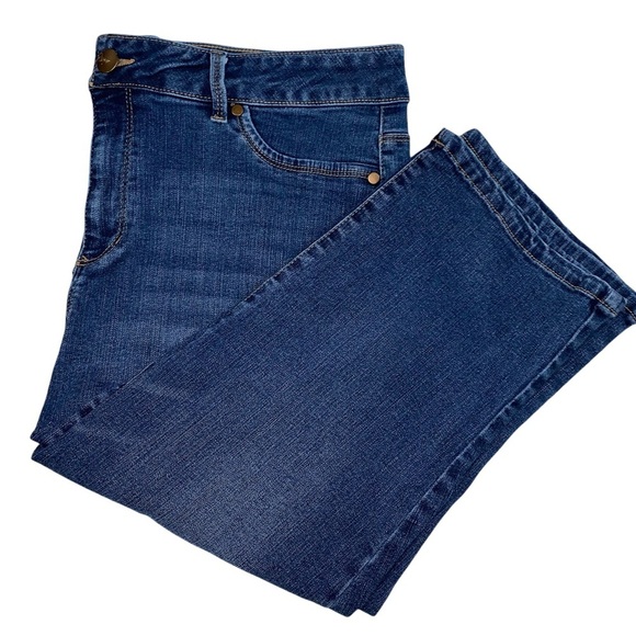 d.jeans, stretch denim high Rise capris - Picture 4 of 6